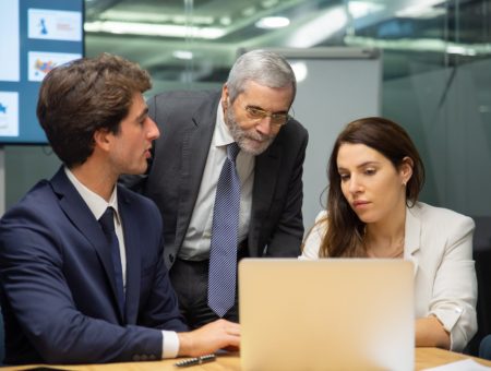 How Boards Use Non-Executive Directors to Improve Decision-Making